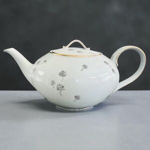 Vintage Hutschenreuther Carolus Magnus Mid-Century Teapot